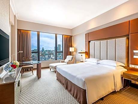Superior King Room with Privilege Benefit
