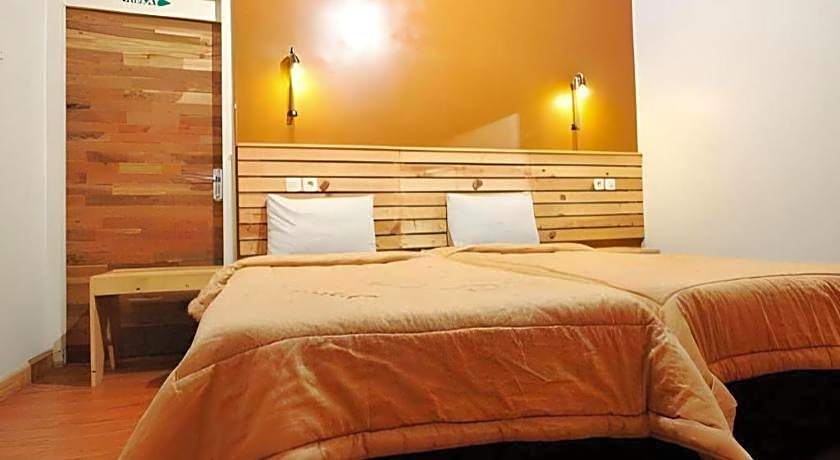 Zaen Hotel Syariah Solo