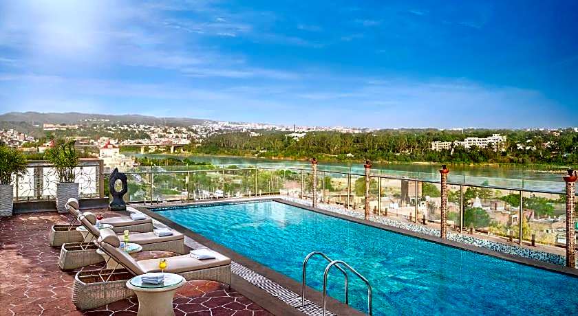 Vivanta Jammu City Centre