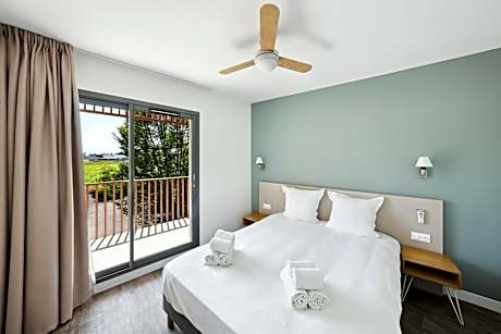 Apartment with Double Bed and Sofa Bed