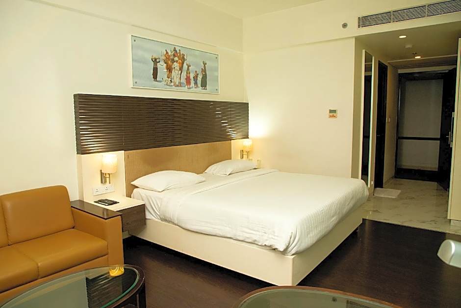 Ambar Sarovar Portico Hotel - Gandhidham