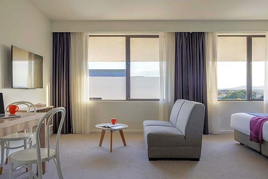 Mantra MacArthur Hotel