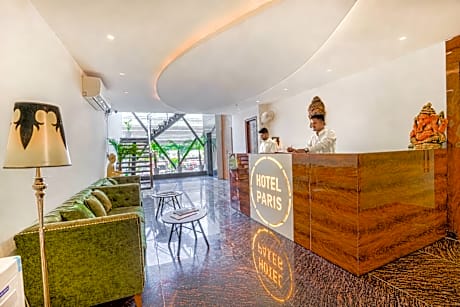 Hotel Paris Chandigarh Zirakpur