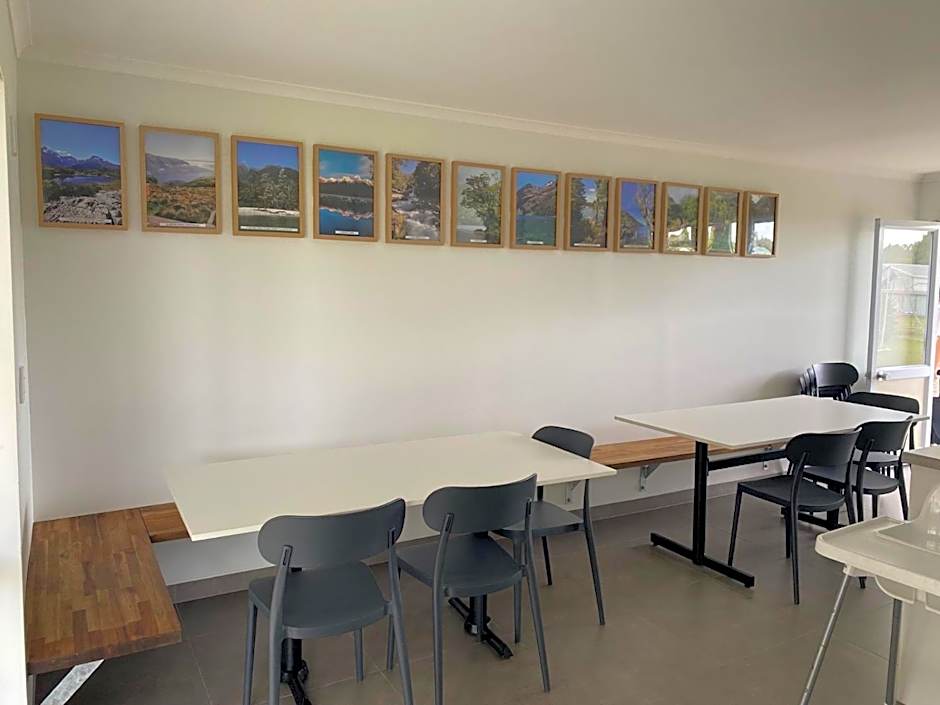 Parklands Motel & Apartments Te Anau