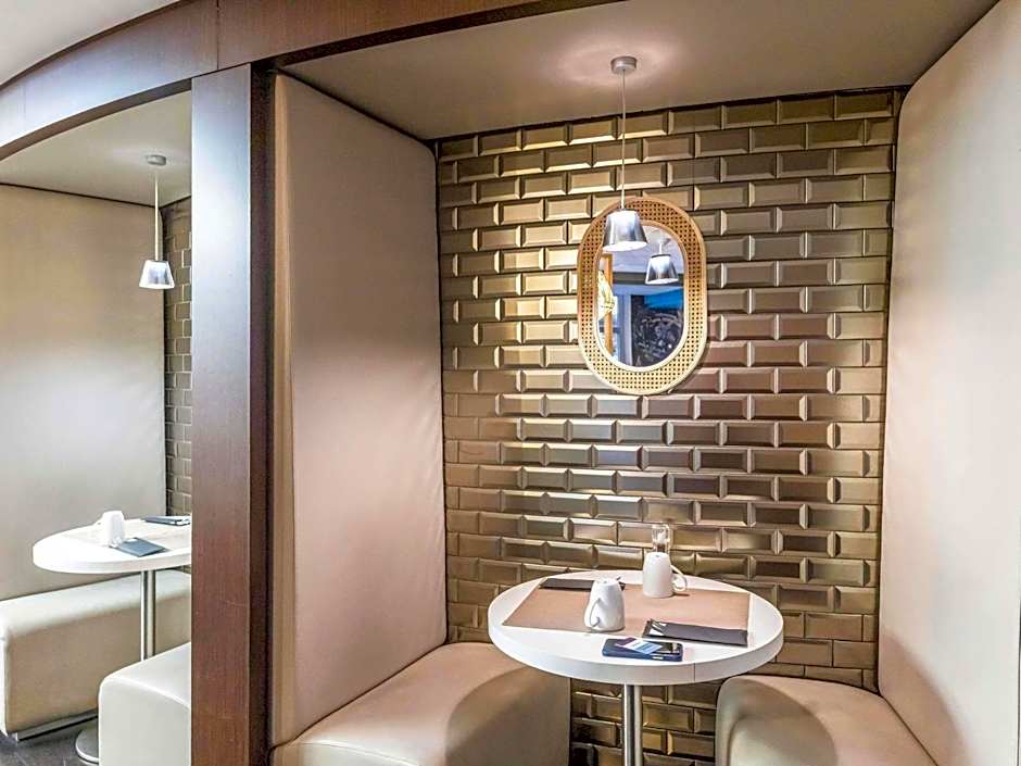 Mercure Paris Massy Gare TGV