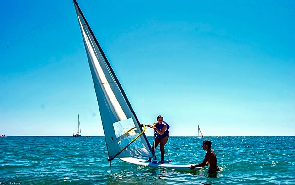 Castroboleto Village