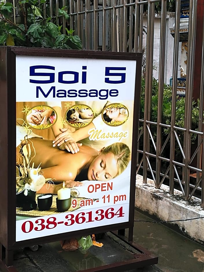 Soi 5 Apartment