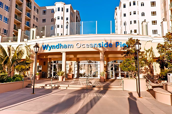 Club Wyndham Oceanside Pier Resort