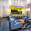 La Quinta Inn & Suites by Wyndham Cleveland