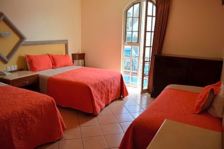 Triple Room