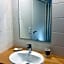 Residence Clos des Aigrettes -Appartements a 30m du Port de La Cotiniere , Ile d Oleron -commerces et plages a pied