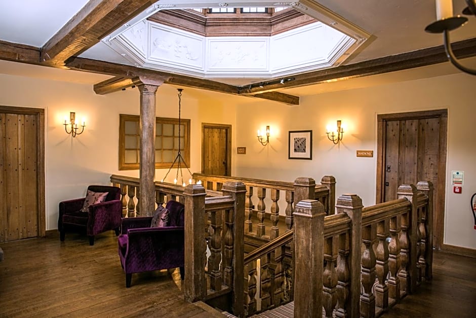 Leeds Castle Maiden's Tower