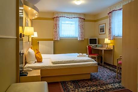 Double Room Souterrain