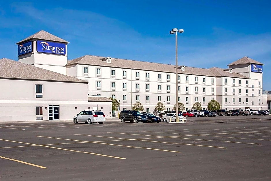 Sleep Inn & Suites Conference Center and Water Park