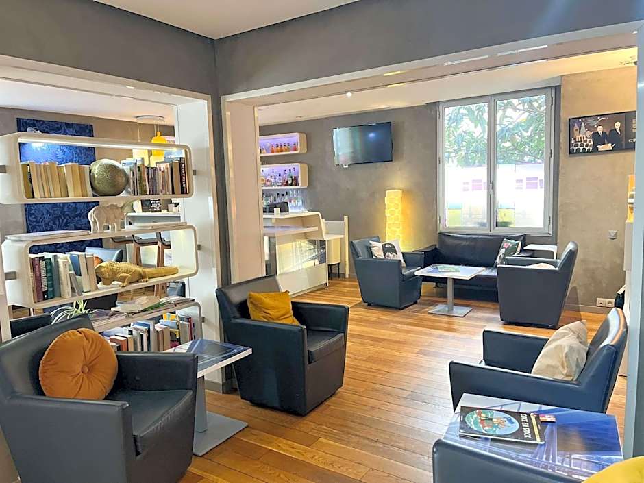 Ibis Styles Paris Tolbiac Bibliotheque