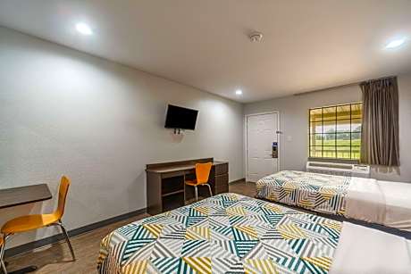 1 Full Bed | Non-Smoking