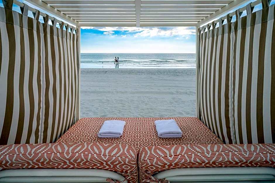 The Luce, St. Pete Beach, a Tribute Portfolio Hotel