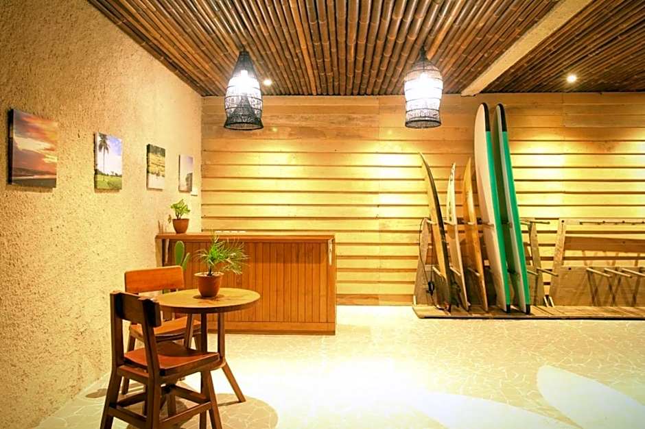 Cabana Surf and Stay