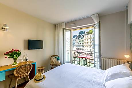 Double Room with Balcony - Sea Side