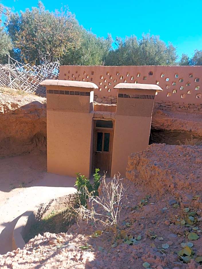 ECOLODGE MISS ROSE CHEZ LA FAMILLE