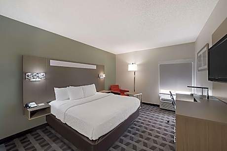 King Room First Floor - Accessible/Non-Smoking