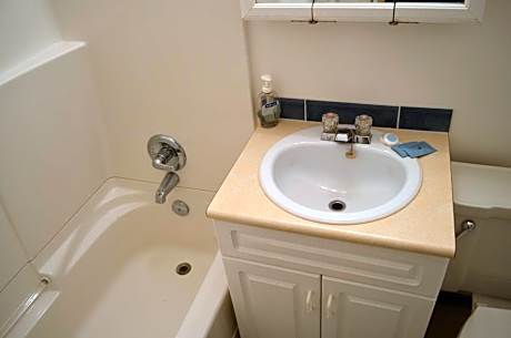 Queen Suite with Two Queen Beds