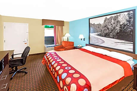 1 King Bed Deluxe Room Smoking