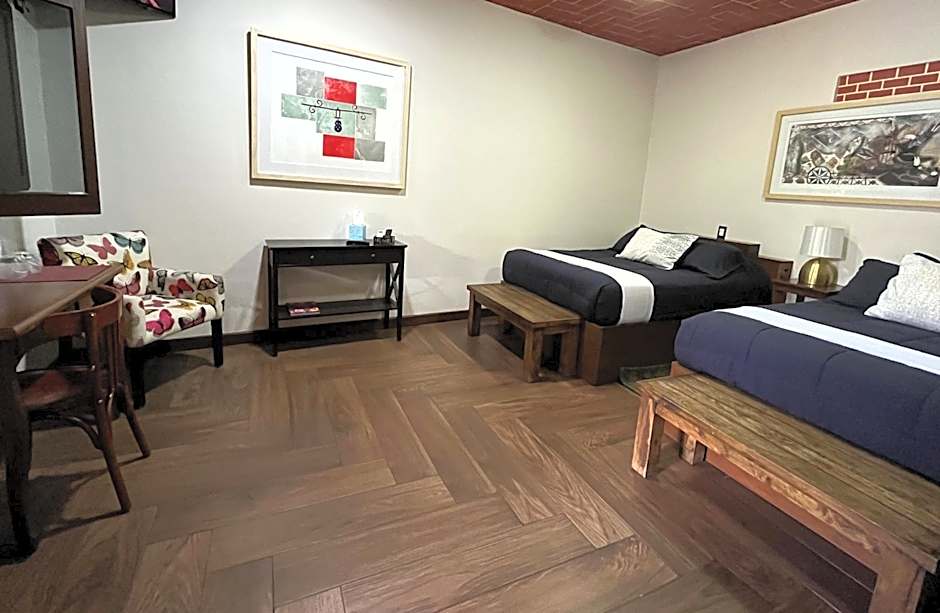Hotel Siglo XVII Art Gallery