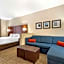 Comfort Suites Cedar Falls