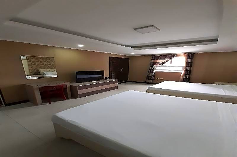 PJ INN HOTEL