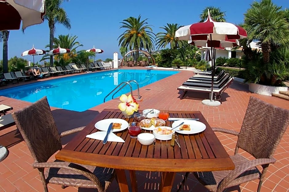 Hotel Baia Del Capo