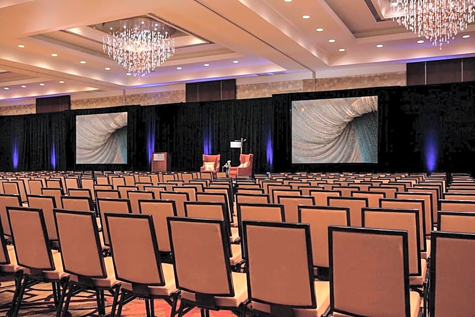 Renaissance by Marriott Baton Rouge Hotel