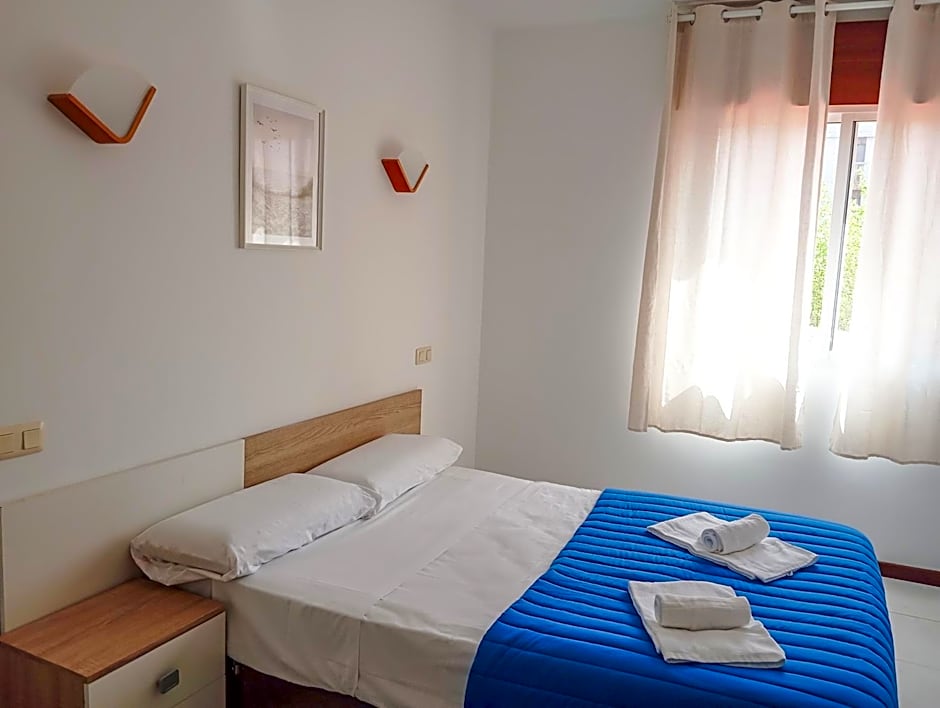 Apartamentos Revo Salinas 3000