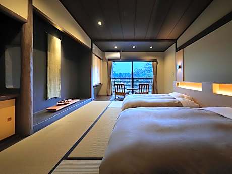 Moderate Twin Room with Bathtub - Non-Smoking