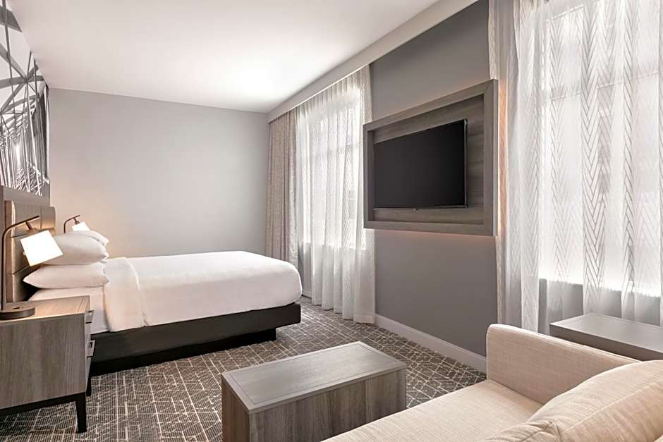 Embassy Suites by Hilton Atlanta Midtown