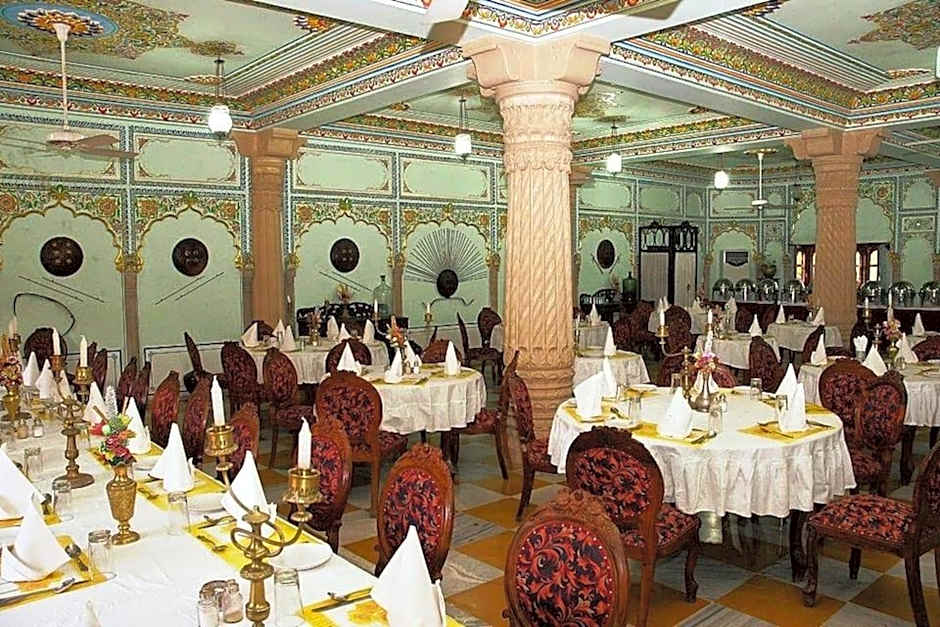 Hotel Pushkar Palace