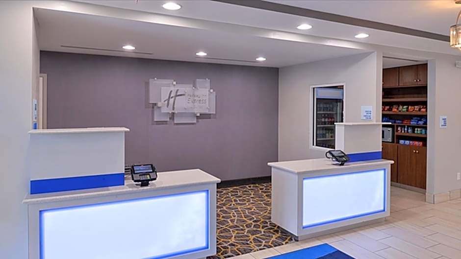 Holiday Inn Express & Suites Lexington Midtown By IHG