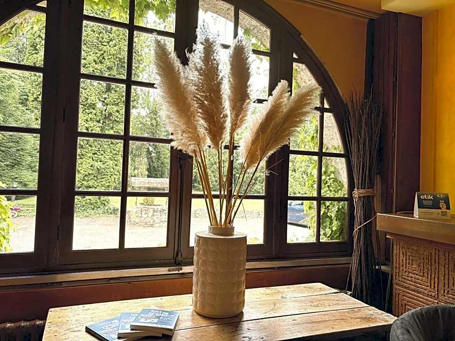 Logis Hôtel Restaurant L'Ile de Sées