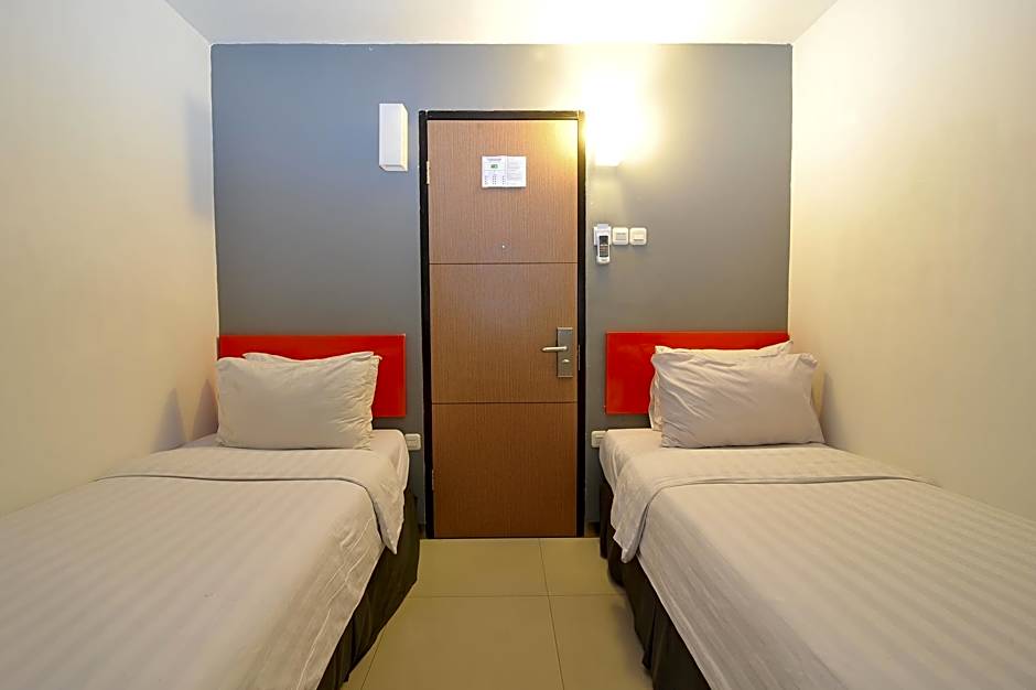 EXPANDER HOTEL Semarang (Formerly CityOne)