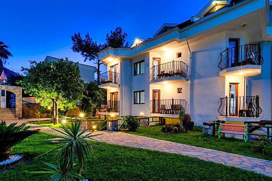 Ata Lagoon Beach Hotel