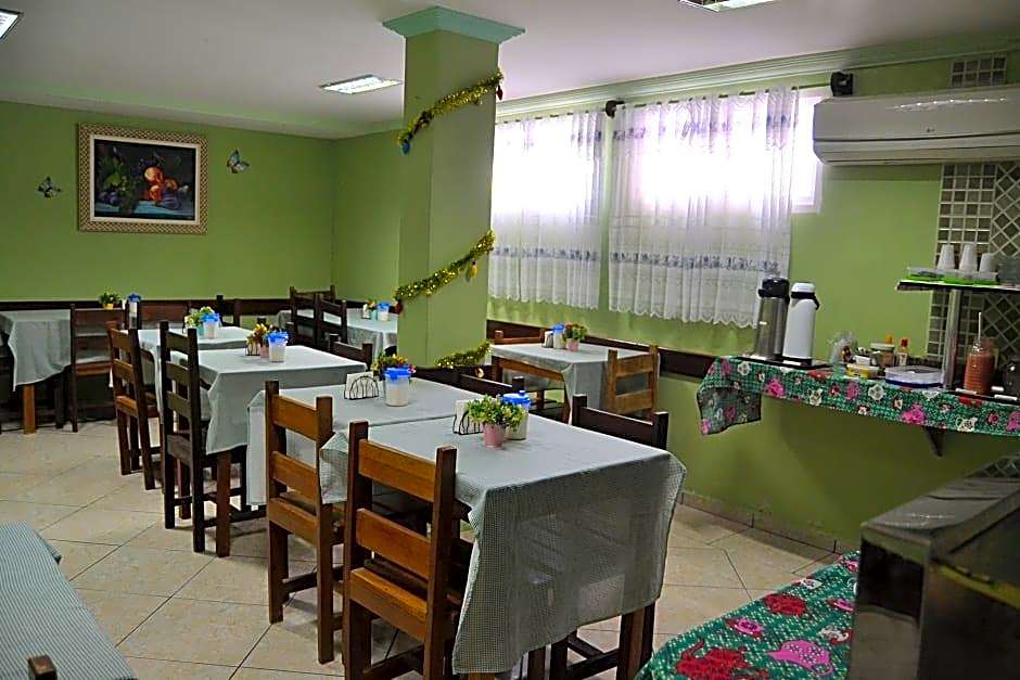 POUSADA PORTO TROPICAL