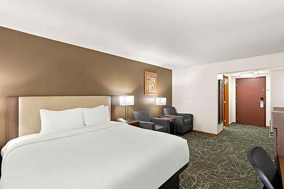 Best Western West Towne Suites