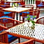 Manoir Des Arts Hotel