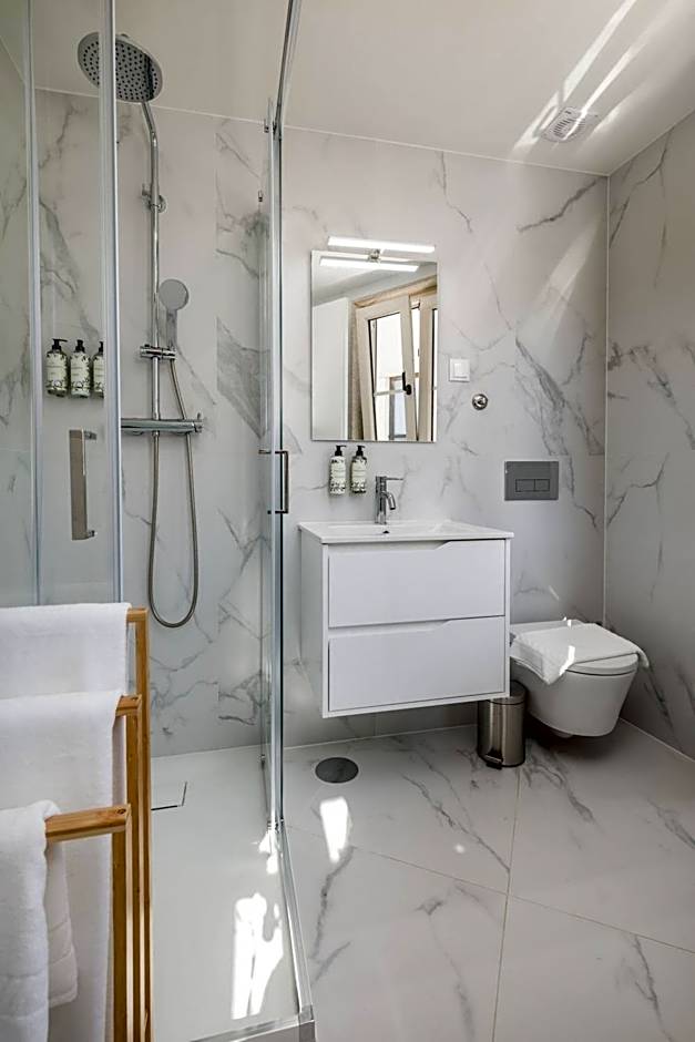 Beco do Paço by Porto Dream Stays