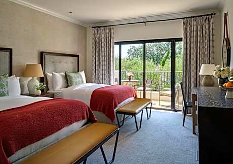 Ojai Luxury Two Queen Beds