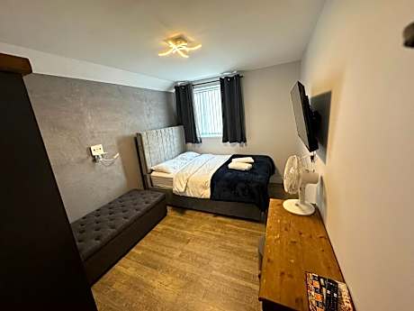 Classic Quadruple Room