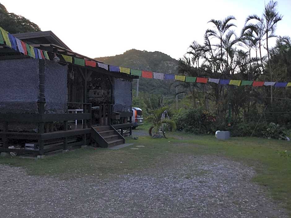 Shanti Bungalow