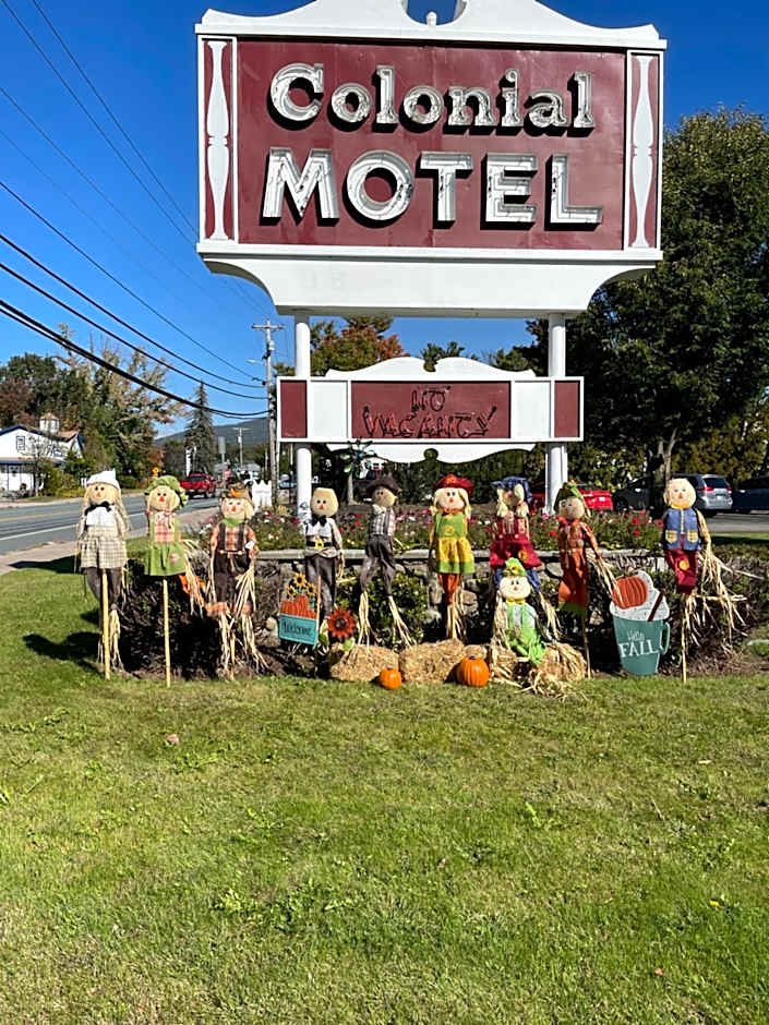 Colonial Motel
