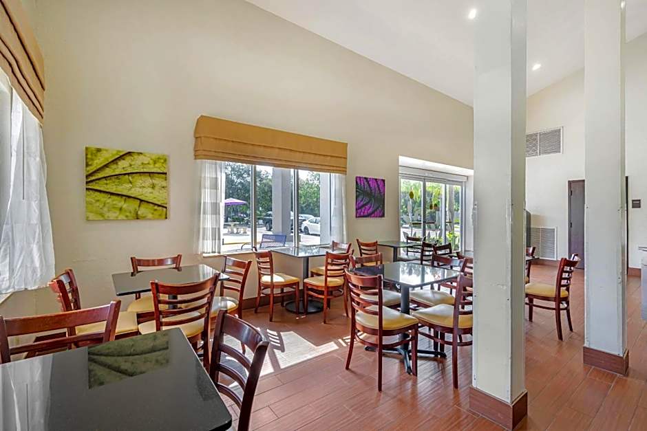 Sleep Inn Near Busch Gardens/USF