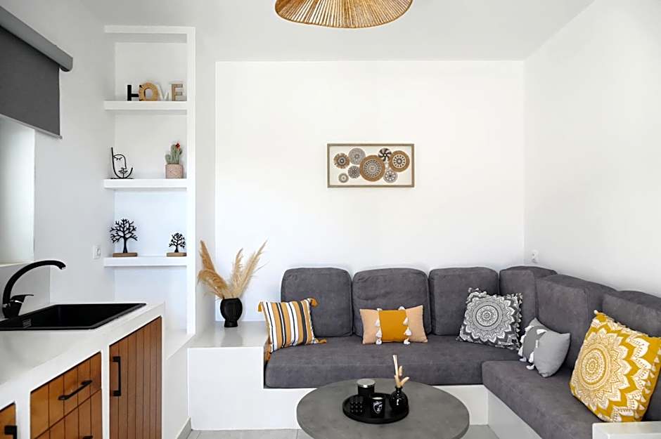 Beachfront cycladic suite Irene Apartments boutique hotel